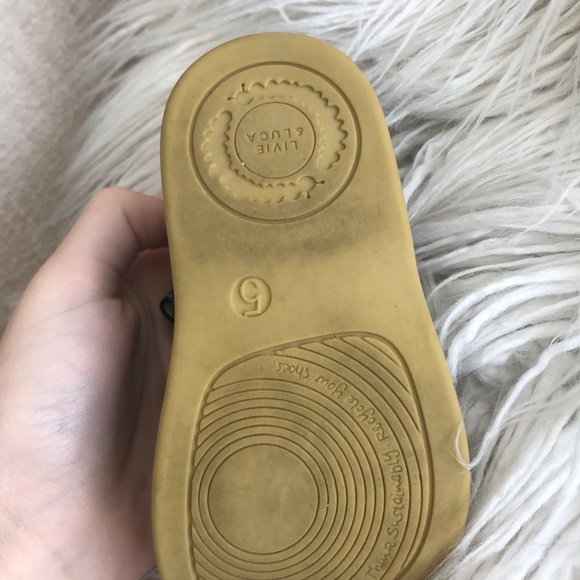 Livie and Luca - Picture 2 of 2